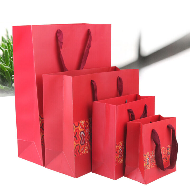 I produttori di scatole regalo introducono il processo UV utilizzato nelle scatole regalo
